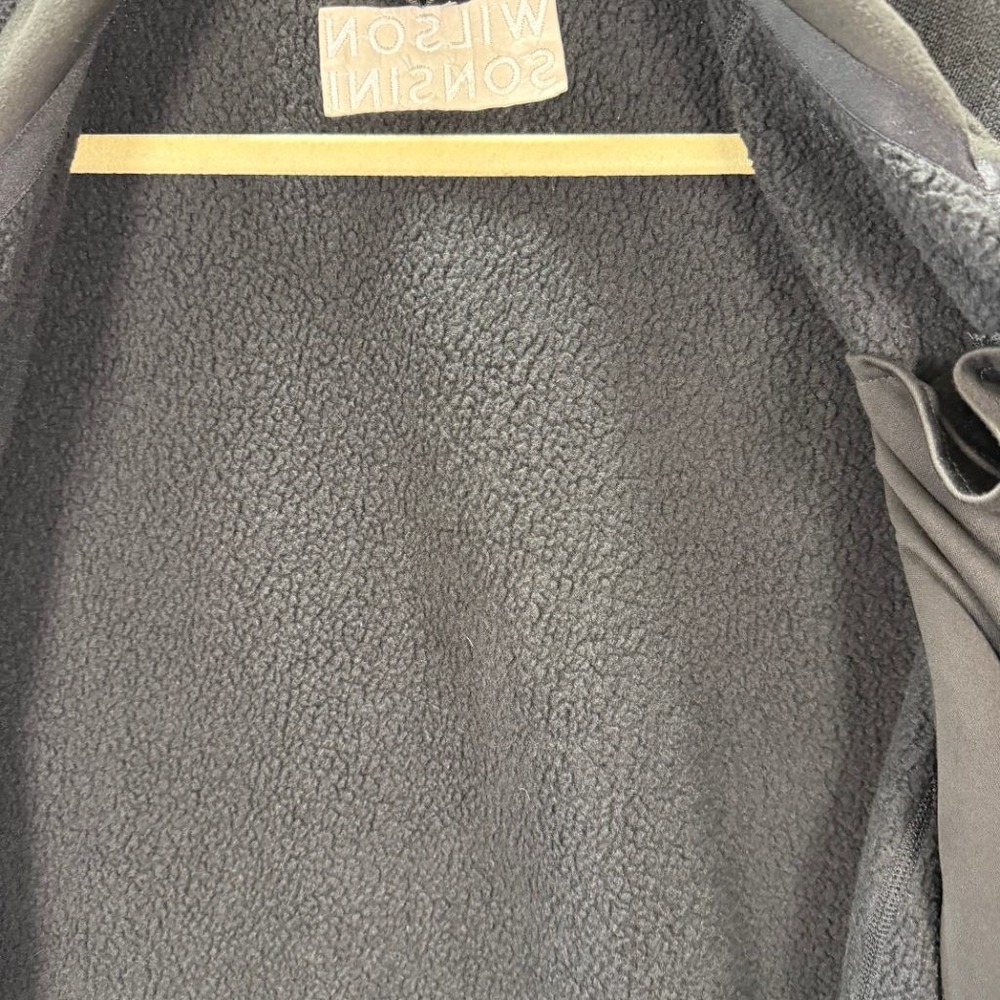 Patagonia Mens XL Better Sweater Fleece Vest Black Full Zip Emb. Logo on Back - Picture 3 of 8